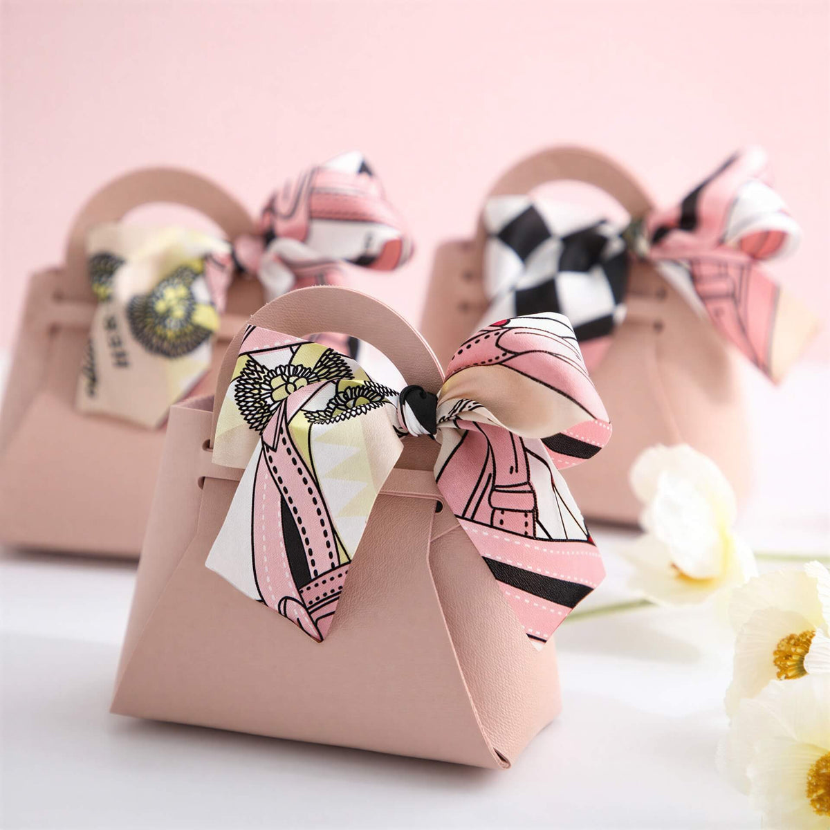 Light Luxury Style PU Leather Handheld Candy Gift Box Wedding Gift with Handheld Gift Wedding Candy Bag - CLAUALIS HAIR COUTURE